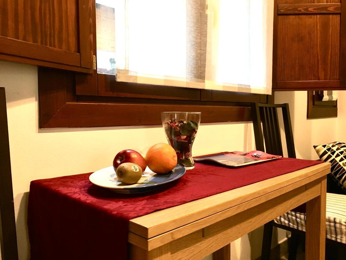 Apartamento Centro Plaza Salvador, Wifi Free& Parking Opcional Севілья Екстер'єр фото
