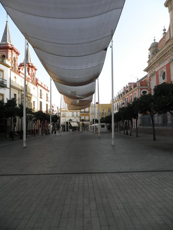 Apartamento Centro Plaza Salvador, Wifi Free& Parking Opcional Севілья Екстер'єр фото