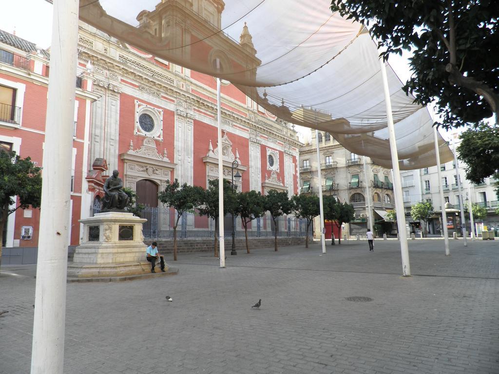 Apartamento Centro Plaza Salvador, Wifi Free& Parking Opcional Севілья Екстер'єр фото