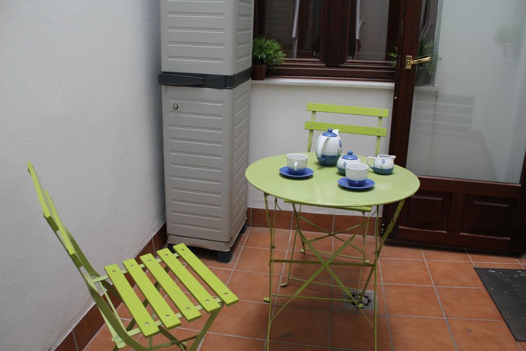 Apartamento Centro Plaza Salvador, Wifi Free& Parking Opcional Севілья Екстер'єр фото